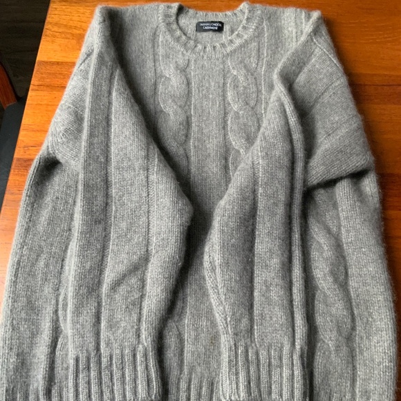 Tashia London Chunk Cashmere Sweater - Picture 10 of 10